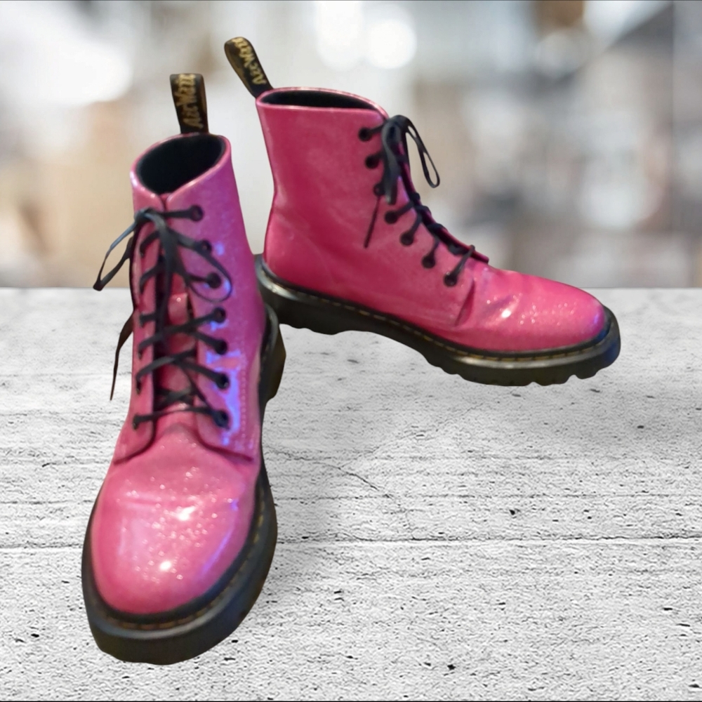 Dr. Martens Luana Pink Patent Metallic Boots Size 8 "Rare"